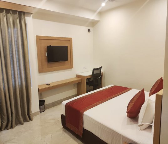 Imagen de la habitación del Hotel HOTEL XENIA. Foto 4