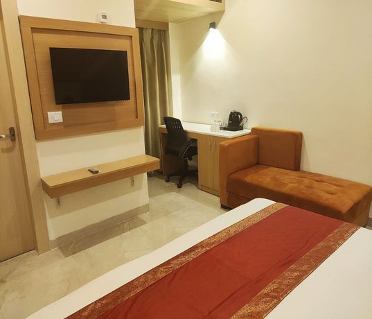 Imagen de la habitación del Hotel HOTEL XENIA. Foto 8