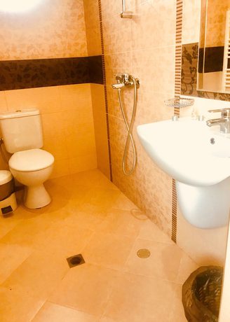 Imagen de la habitación del Hotel HOTEL Yanis. Foto 17