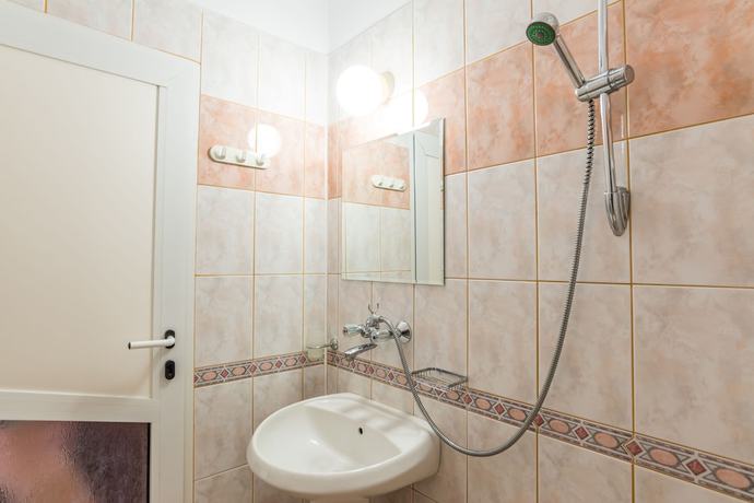 Imagen de la habitación del Hotel HOTEL Yanis. Foto 19