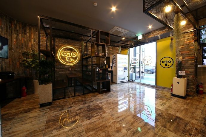 Imagen de los interiores del Hotel HOTEL Yeogiuhtte Gwangju Hanam. Foto 18