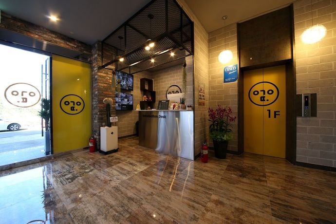 Imagen de los interiores del Hotel HOTEL Yeogiuhtte Gwangju Hanam. Foto 19