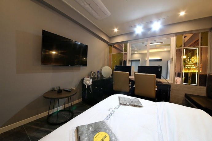 Imagen de la habitación del Hotel HOTEL Yeogiuhtte Gwangju Hanam. Foto 15