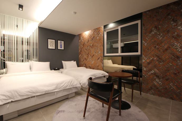 Imagen de la habitación del Hotel HOTEL Yeogiuhtte Pohang Mundeok. Foto 13