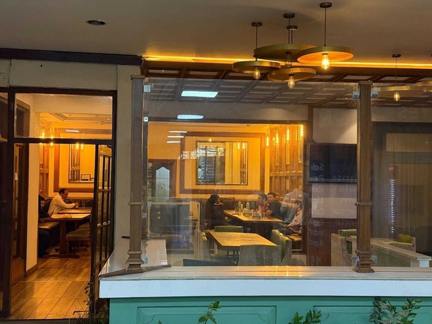 Imagen del bar/restaurante del Hotel HOTELCITYHEIGHTS- BY GO2 HOTELSandRESORTS. Foto 4