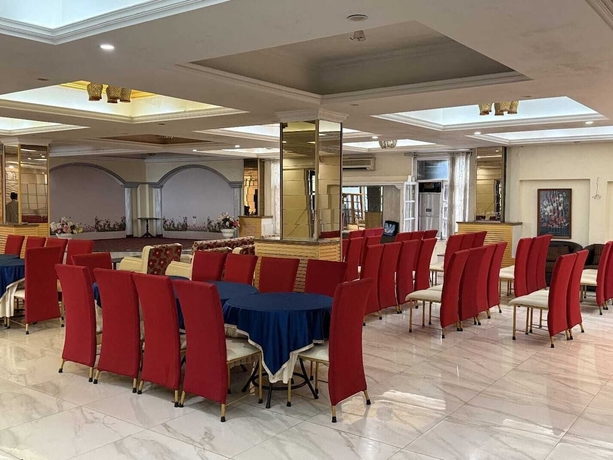 Imagen del bar/restaurante del Hotel HOTELCITYHEIGHTS- BY GO2 HOTELSandRESORTS. Foto 5