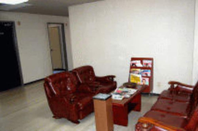 Imagen de los interiores del Hotel HOTELandDINING SIMIZU. Foto 9