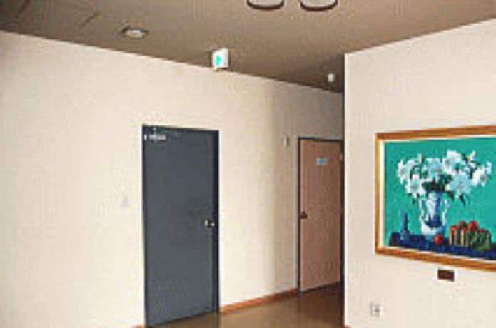 Imagen de los interiores del Hotel HOTELandDINING SIMIZU. Foto 10