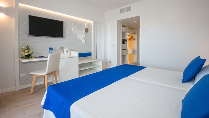 Imagen de la habitación del Hotel HOVIMA Cool Costa Adeje. Foto 5