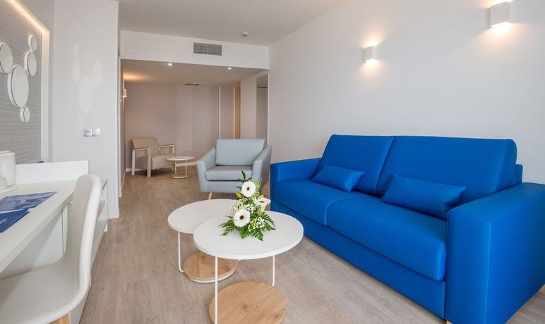 Imagen de la habitación del Hotel HOVIMA Costa Adeje. Foto 8