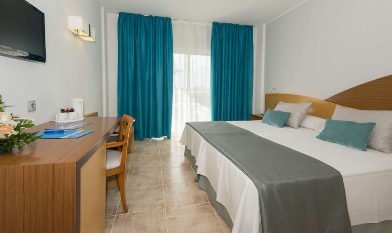 Imagen de la habitación del Hotel HOVIMA Costa Adeje. Foto 10