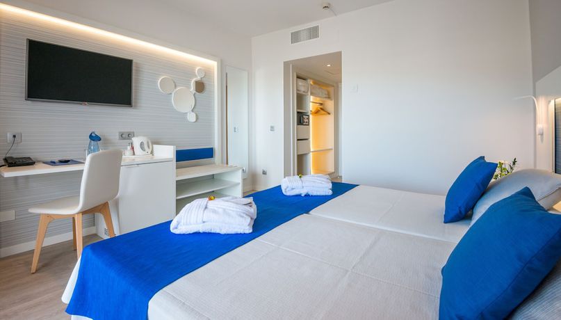 Imagen de la habitación del Hotel HOVIMA Costa Adeje. Foto 12