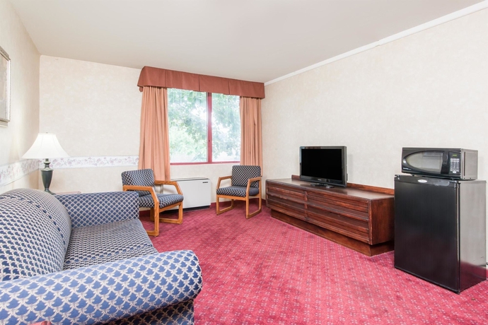 Imagen de los interiores del Hotel HOWARD JOHNSON - KITCHENER CONESTOGA. Foto 11