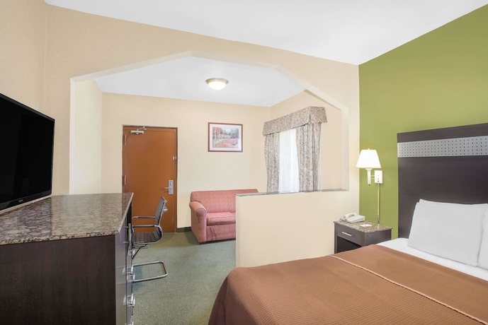 Imagen de la habitación del Hotel HOWARD JOHNSON NORTH BERGEN. Foto 7