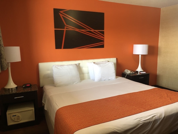 Imagen de la habitación del Hotel HOWARD JOHNSON NORTH BERGEN. Foto 12