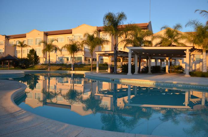 Imagen general del Hotel HOWARD JOHNSON RESORT - SPA -. Foto 1