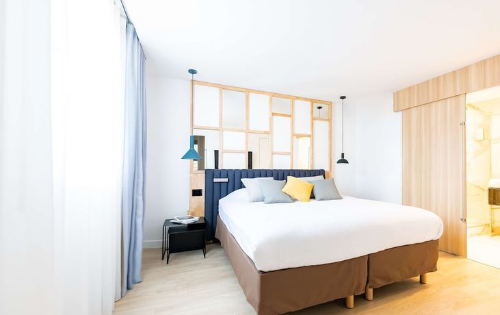 Imagen de la habitación del Hotel H&Ocirc;TEL CAMPANILE PRIME - SURESNES - LA DEFENSE. Foto 8