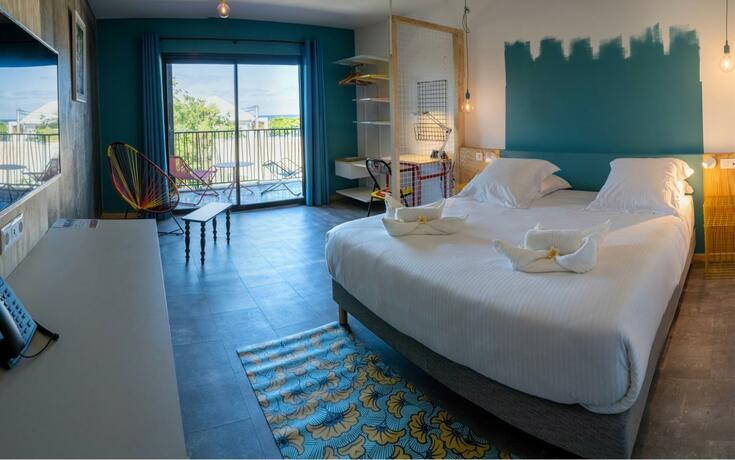 Imagen general del Hotel H&Ocirc;TEL LE TERRE SAINTE. Foto 6
