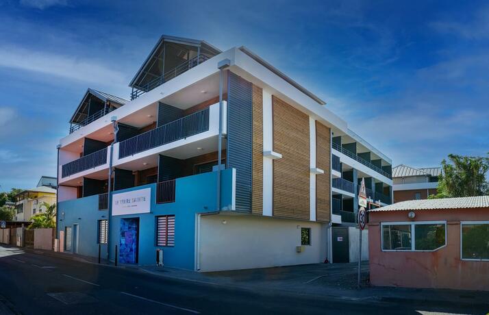 Imagen general del Hotel H&Ocirc;TEL LE TERRE SAINTE. Foto 19
