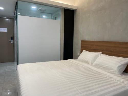 Imagen de la habitación del Hotel HPY. Foto 7