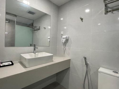Imagen de la habitación del Hotel HPY. Foto 10