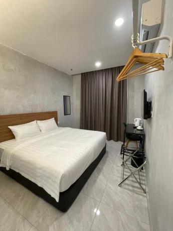 Imagen de la habitación del Hotel HPY. Foto 13