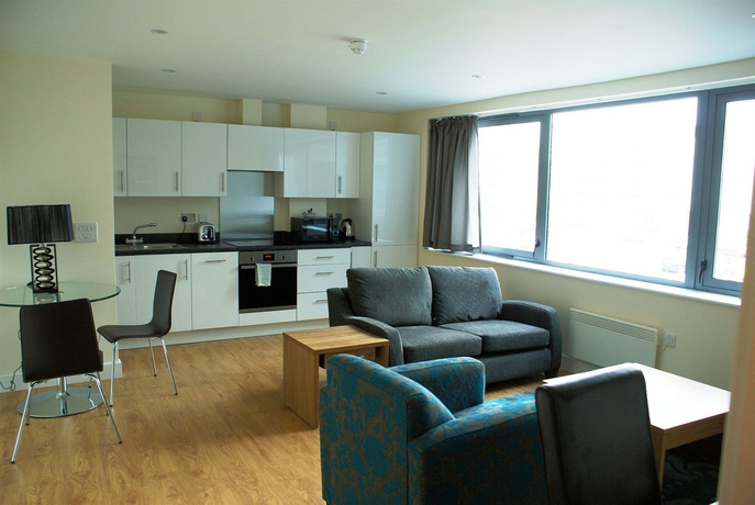 Imagen de los interiores del Hotel HQ Aparthotel Farnborough. Foto 11