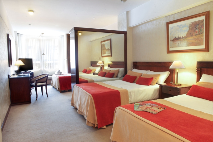 Imagen de la habitación del Hotel HR Plaza Luxor. Foto 9