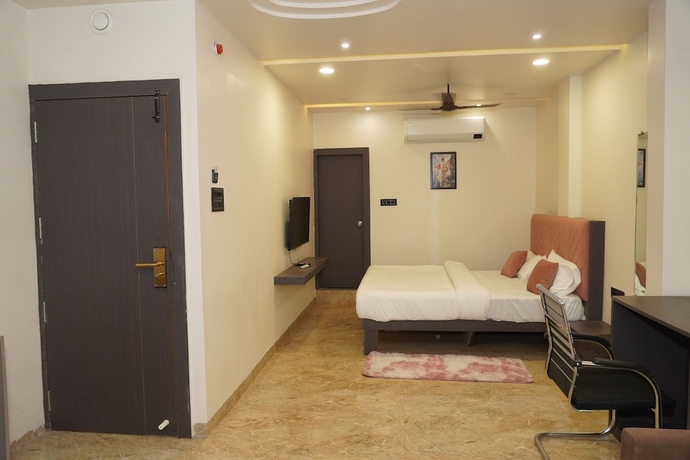 Imagen de la habitación del Hotel HR Premium Stay. Foto 8