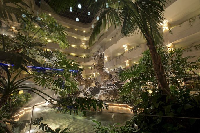 Imagen de los interiores del Hotel HS HOTSSON Leon. Foto 11