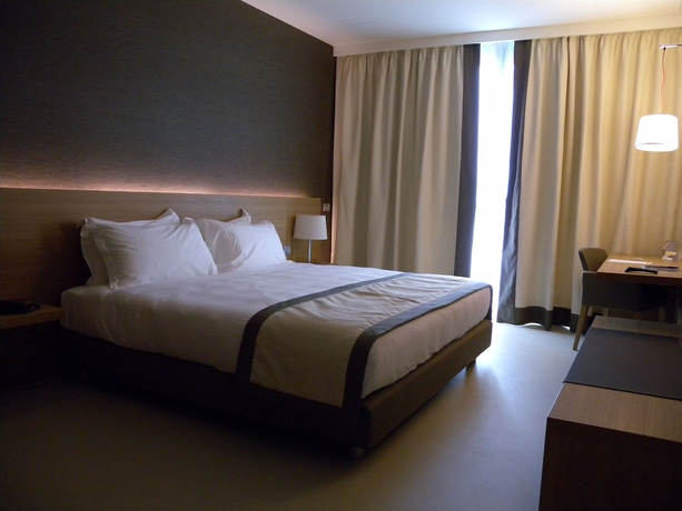 Imagen de la habitación del Hotel HSM San Martino. Foto 4