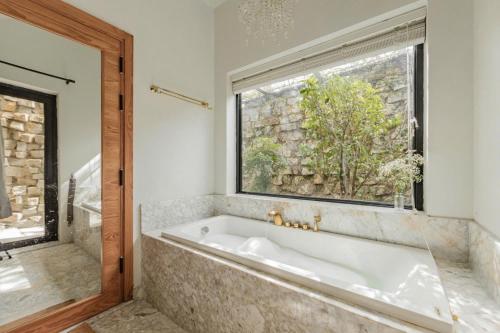Imagen de la habitación del Hotel HT Garden Villa - Đ&agrave; Lạt. Foto 13