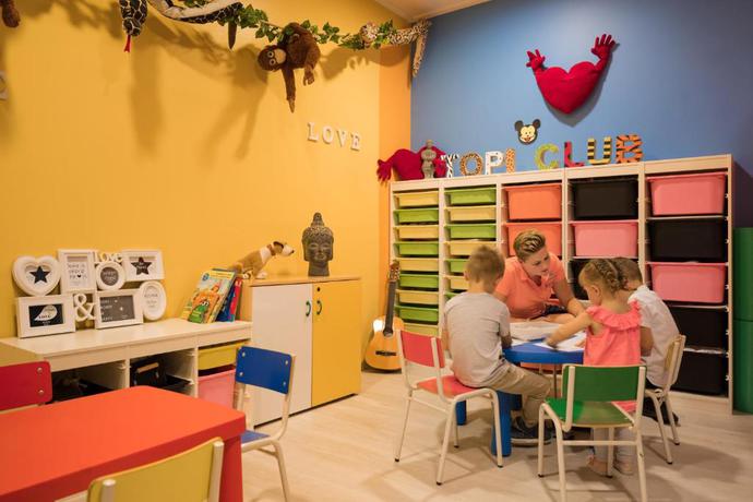 Imagen general del Hotel HTop Pineda Palace & Spa. Foto 8