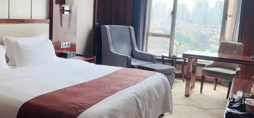 Imagen de la habitación del Hotel HUAFENG HUATIAN HOLIDAY HOTEL NINGXIANG. Foto 5