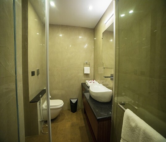 Imagen general del Hotel HUE GUH The Porto Candolim. Foto 10