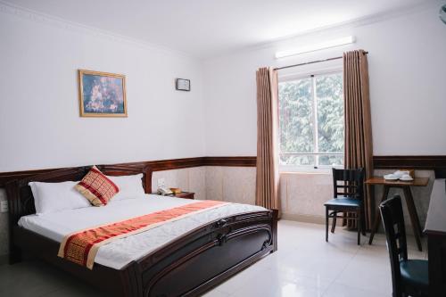 Imagen general del Hotel HUNG HUONG. Foto 9