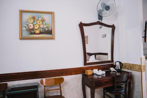 Imagen general del Hotel HUNG HUONG. Foto 11