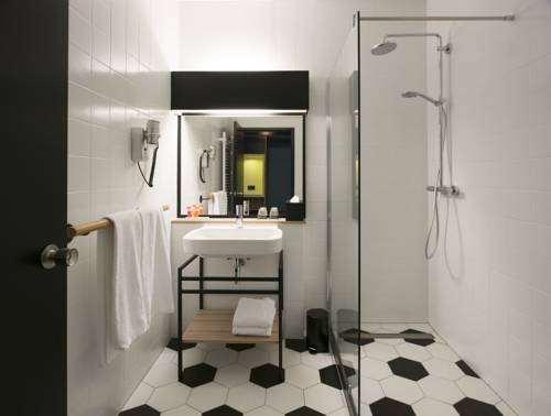 Imagen de la habitación del Hotel HUP. Foto 5