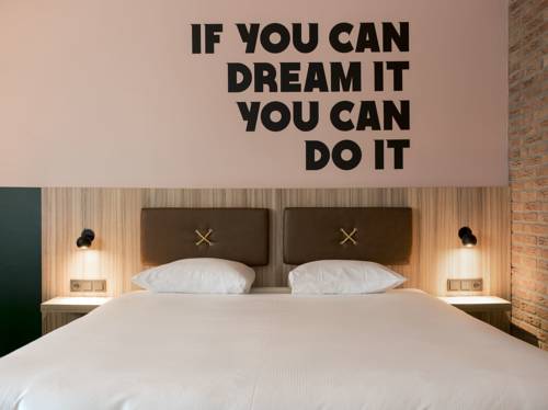 Imagen de la habitación del Hotel HUP. Foto 15