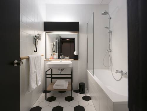 Imagen de la habitación del Hotel HUP. Foto 16