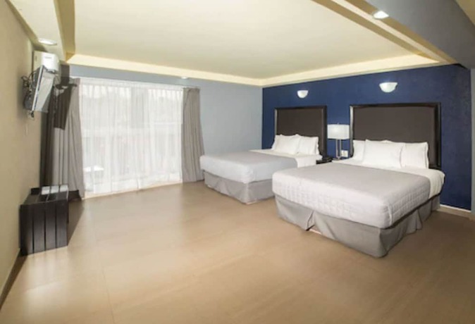 Imagen de la habitación del Hotel Ha. Foto 12