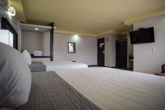Imagen de la habitación del Hotel Ha. Foto 13