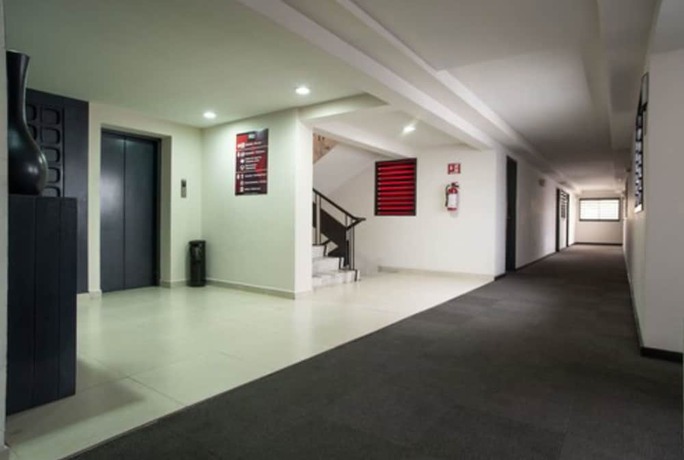 Imagen de los interiores del Hotel Ha. Foto 20