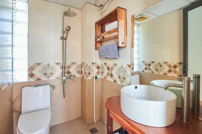 Imagen de la habitación del Hotel Ha Long May5. Foto 13