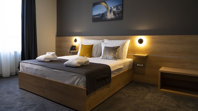 Imagen de la habitación del Hotel Ha Mostar. Foto 7