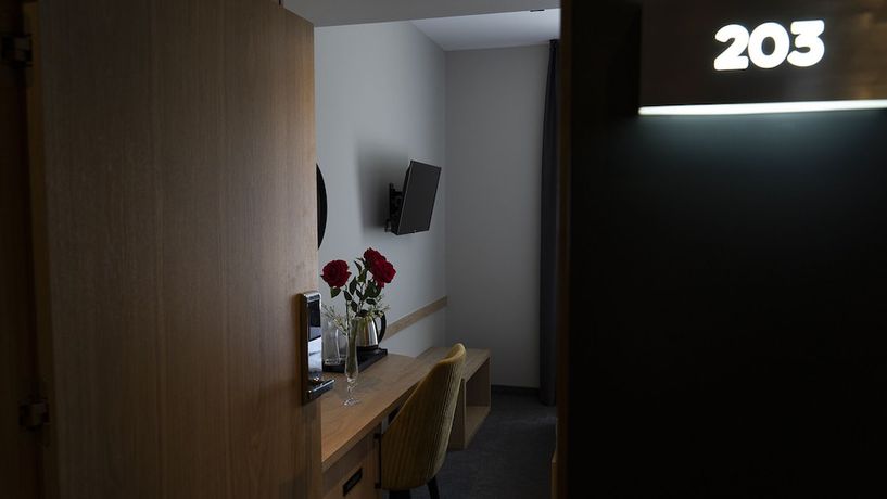 Imagen de la habitación del Hotel Ha Mostar. Foto 13