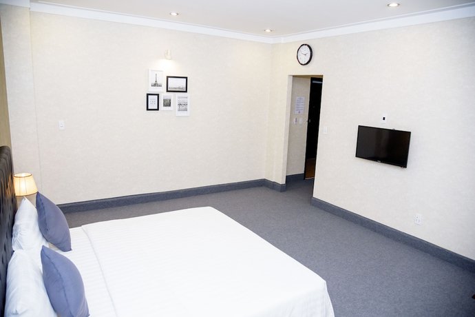 Imagen de la habitación del Hotel Ha Trinh. Foto 7