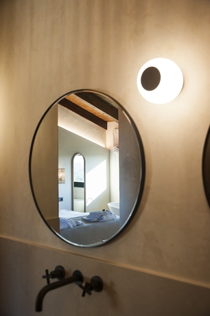 Imagen de la habitación del Hotel H&aacute;bitat Cigue&ntilde;a Negra. Foto 13