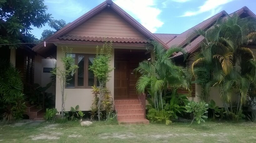 Imagen general del Hotel Haad Yao Sunset Bungalow. Foto 5
