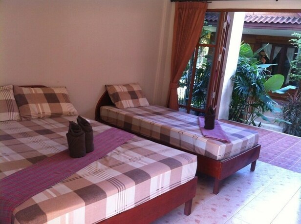 Imagen de la habitación del Hotel Haad Yao Sunset Bungalow. Foto 20
